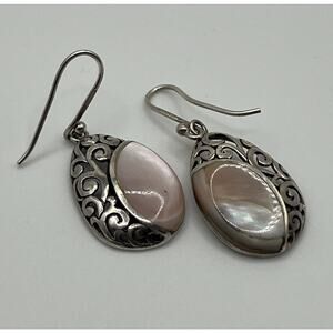 Sx Sterling Silver 925 Thailand Mother Of Pearl Earrings